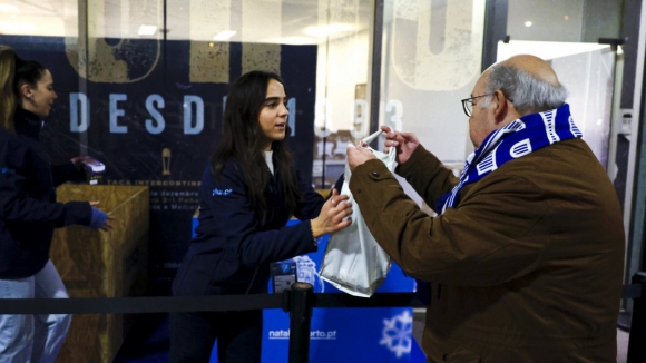 Campanha Solidária “Fome Zero” no FC Porto-Estrela Amadora